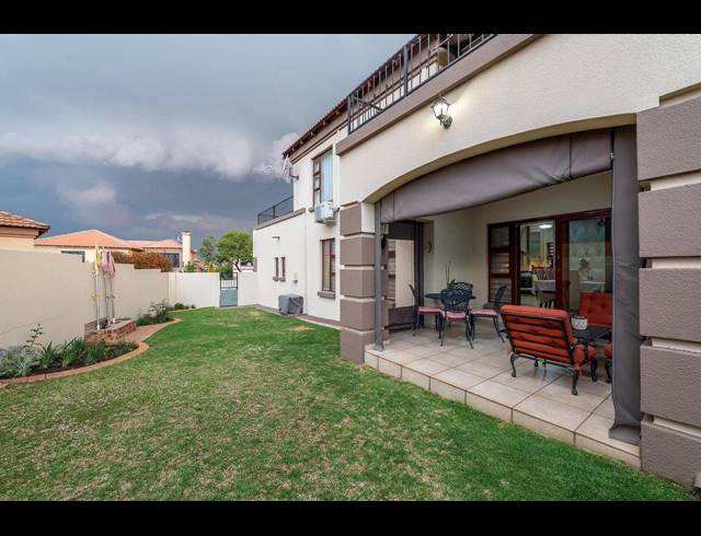 3 BEDROOM TOWNHOUSE SOLD IN MULBARTON